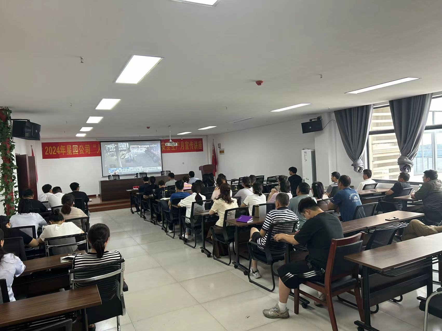 1718787940149016.png 图片1.png