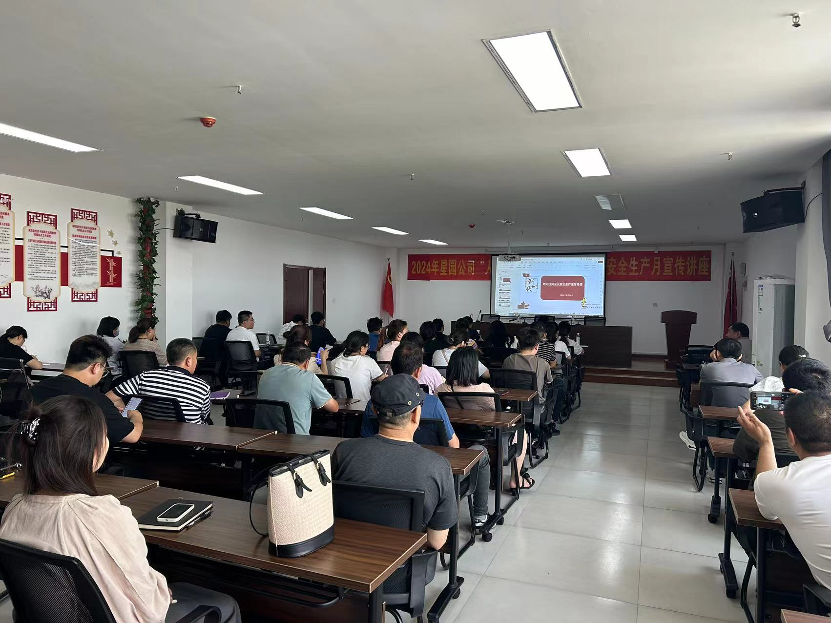 1718788063928240.png 图片2.png